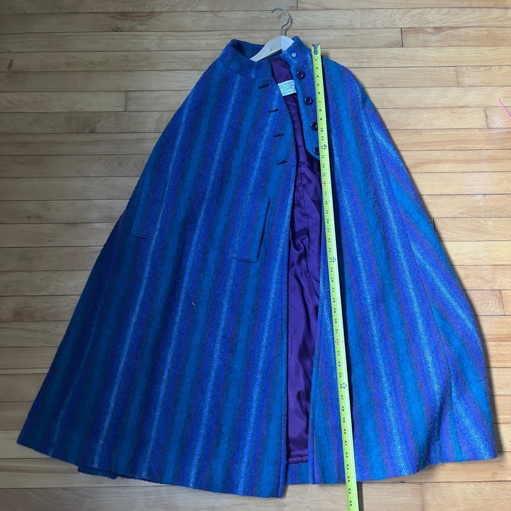 Vintage Hourihan Irish Pure Wool Striped Cape Blue Purple Button Made in Ireland - Picture 7 of 13